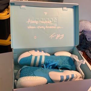 TRAE YOUNG 2 SHOES SIZE 13